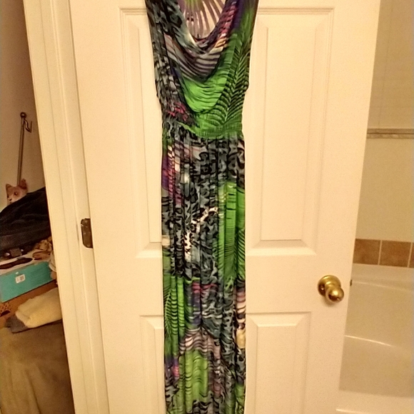 NWOT Sleeveless drape high low dress - Picture 5 of 8